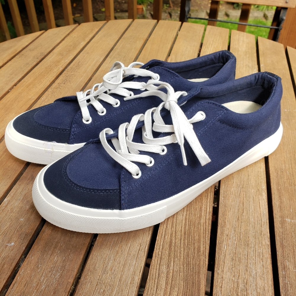 Navy Grayson Sneaker
